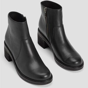 EUC Eileen Fisher Beau Leather Bootie Boot EF49728 Black Size 8